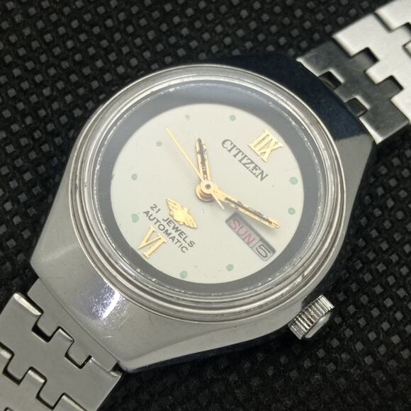Vintage 1986 Citizen Automatic Womans Silver  Watch W/daydate & Gold accents main image 8